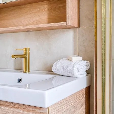 Appartement Proche Parc Monceau / Pereire