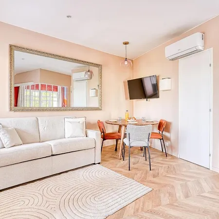 Proche Parc Monceau / Pereire Appartement Paris