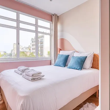 Proche Parc Monceau / Pereire * Paris